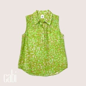 NWT cabi Shine Top (6531); L; Bright Green